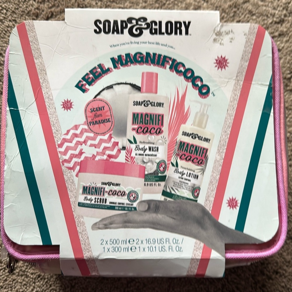 Soap & Glory Feel Magnificoco 5 piece set Body Scrub, Wash, Lotion, & Scrunchie